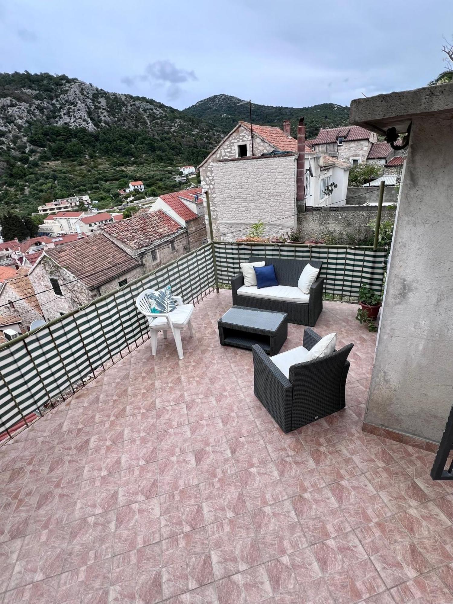 Apartments Tudor Nikola Hvar Town Eksteriør bilde